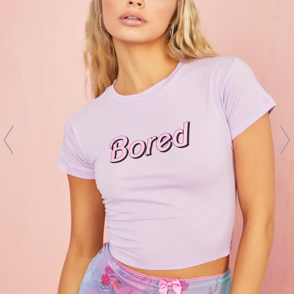 sugar thrillz “bored” crop top